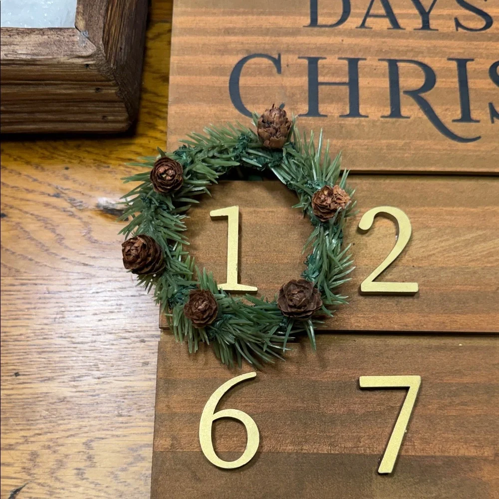Target threshold Wooden Christmas Countdown /advent Calendar - Picture 6 of 7